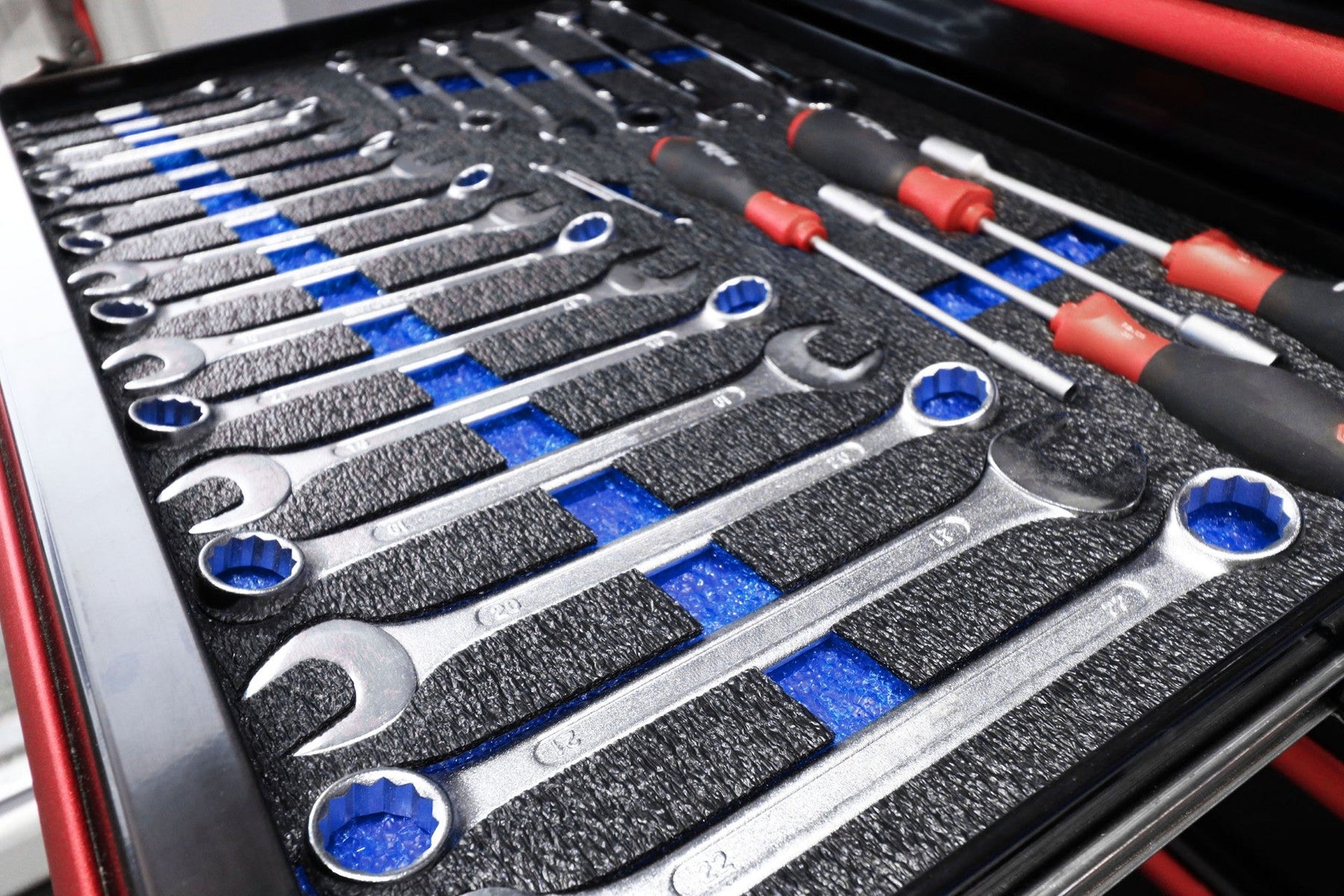 How to get the right tool drawer foam for your project
